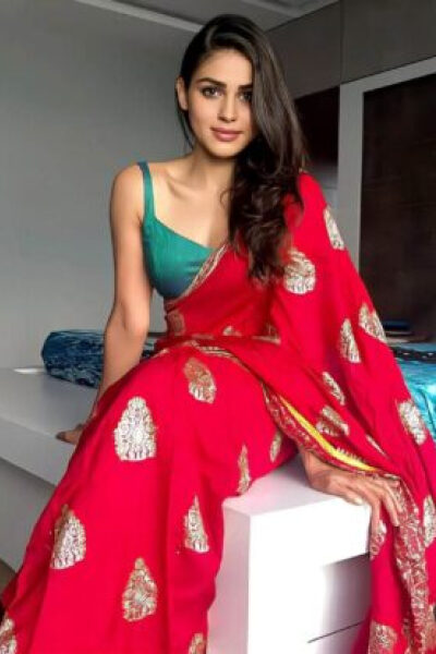 Escort Services Ajmer Road